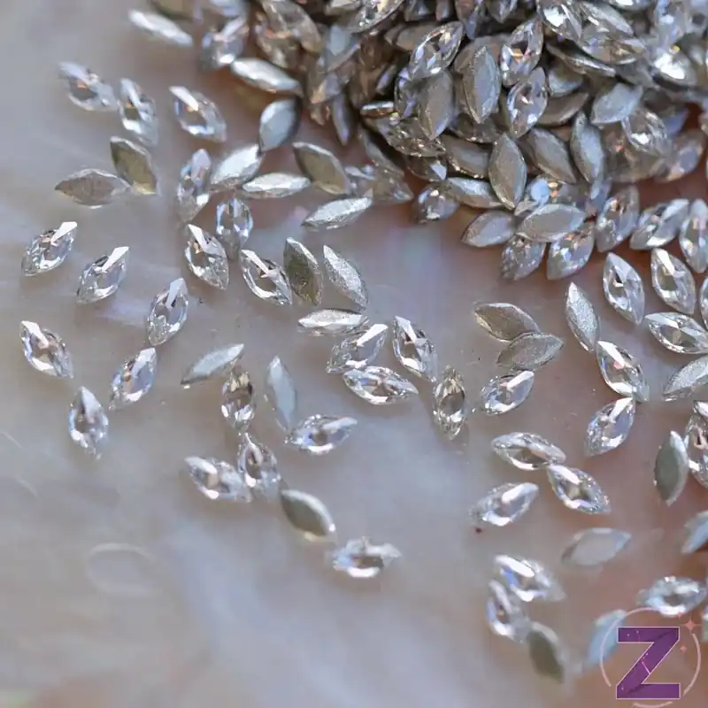Zodiac - Körömékszer Mini Kristály Zabszem Crystal 3x1.5mm - 20db Vedd meg most