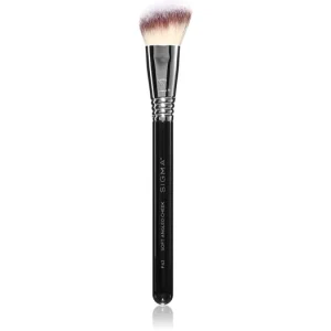 Ajánlat Sigma BeautyFace F43 Soft Angled Cheek ferdére vágott ecset