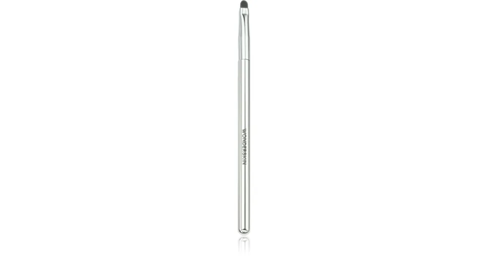 Legnépszerűbb WONDERSKINLip Definer Brush kontúrecset szájra